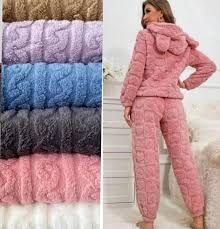 pijama 2 piezas con gorro y bolsillo